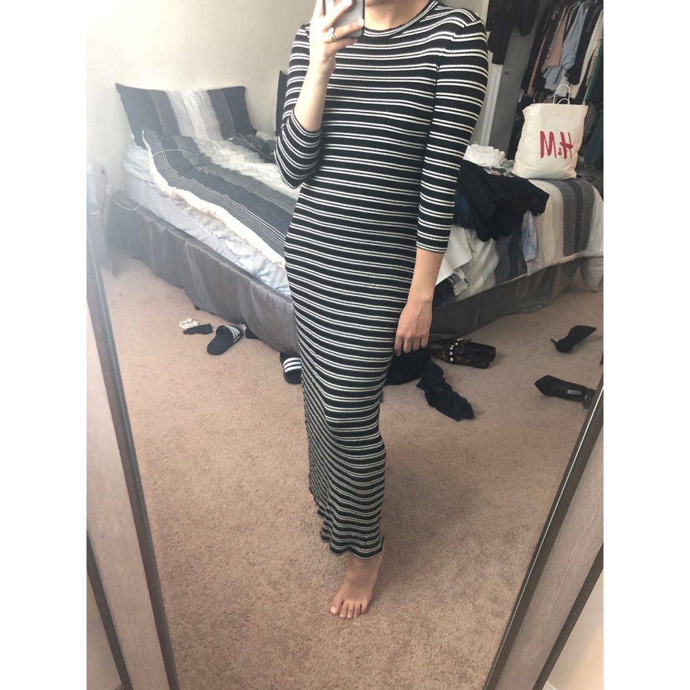 H&M Striped Ribbed Maxi Dress
